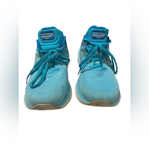 New Balance Fresh Foam More V3 - Picture 3 of 5